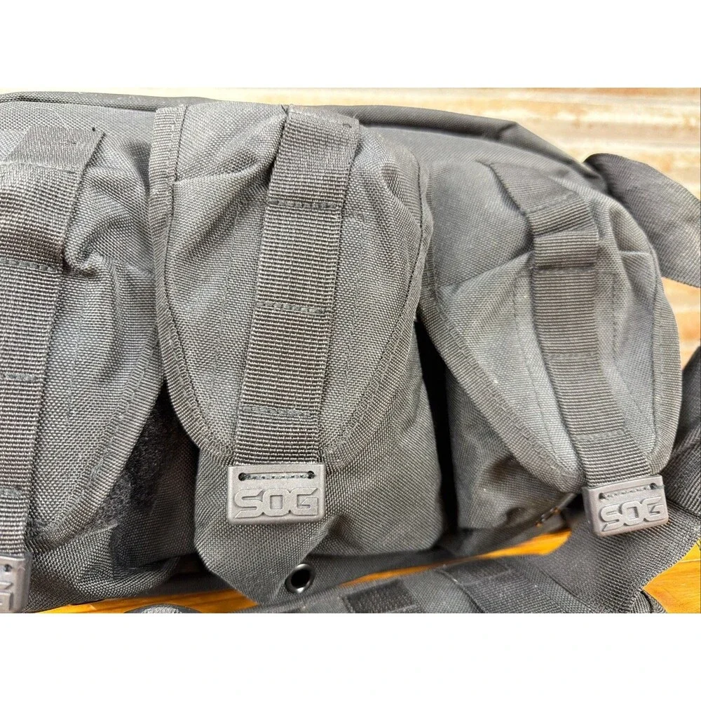 SOG Tactical Messenger Bag Black Shoulder Strap Utility MOLLE TACT POINT Pouches